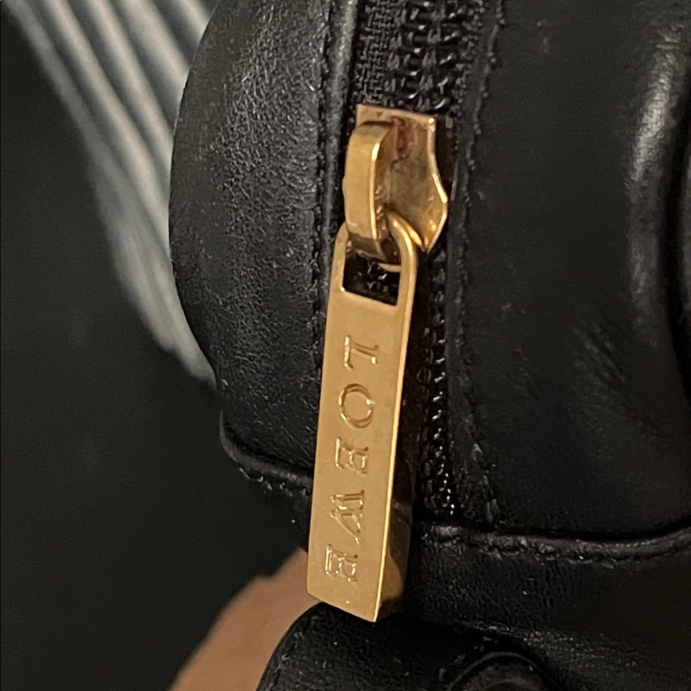 Loewe purse - Picture 10 of 16